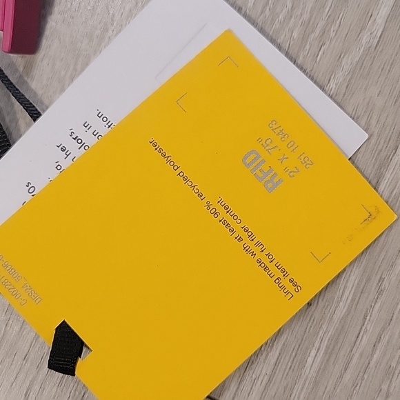 Diane Von Furstenburg x Target Pink Coin Purse - Picture 3 of 3